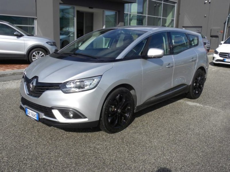 RENAULT Scenic