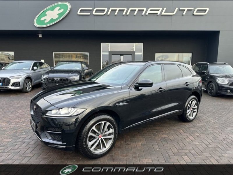 JAGUAR F-Pace