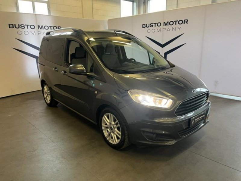 FORD Tourneo Courier