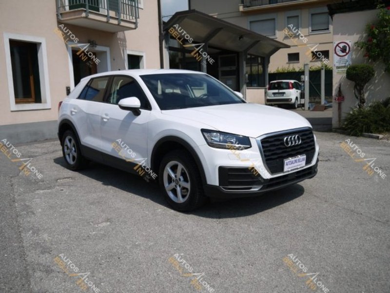 AUDI Q2