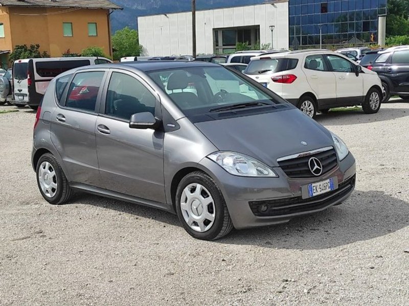 MERCEDES-BENZ A 160