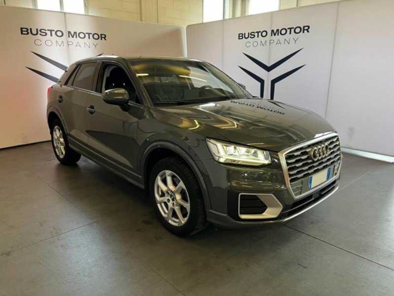 AUDI Q2