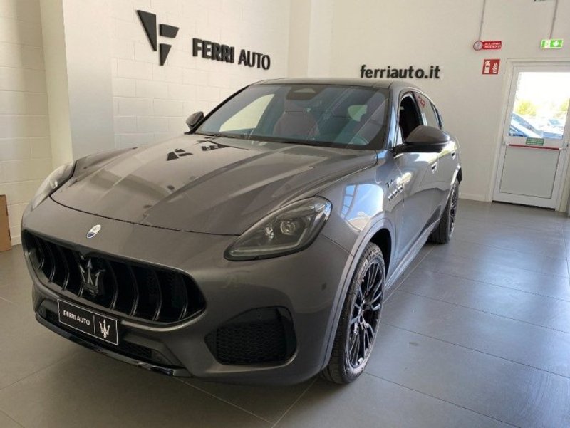 MASERATI Grecale