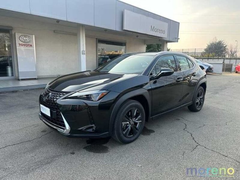 LEXUS UX