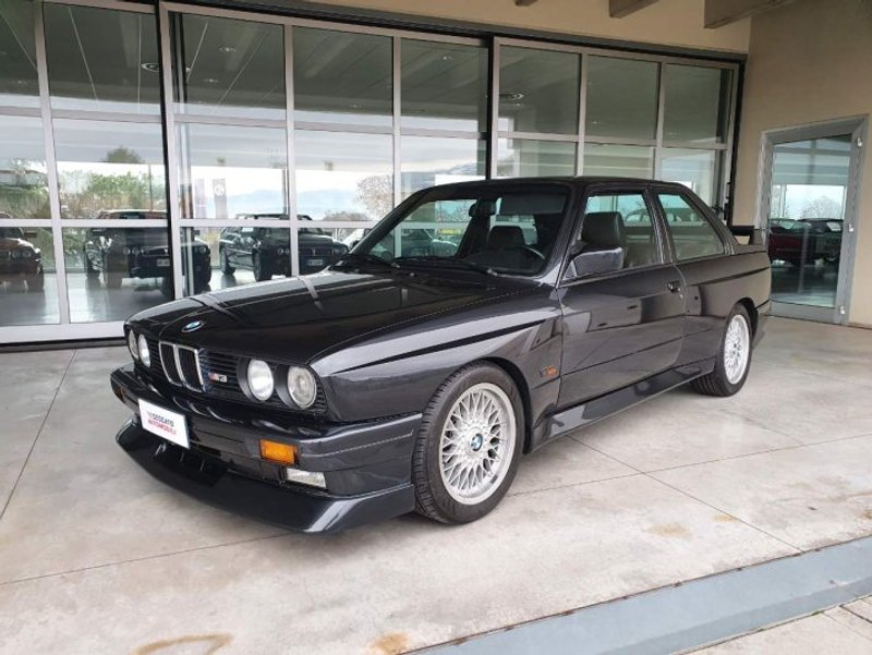 BMW Serie 3 E30