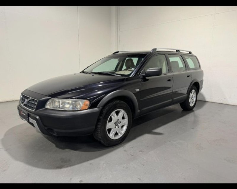 VOLVO V70 XC