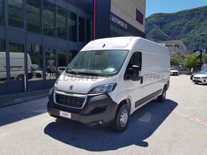 PEUGEOT Boxer