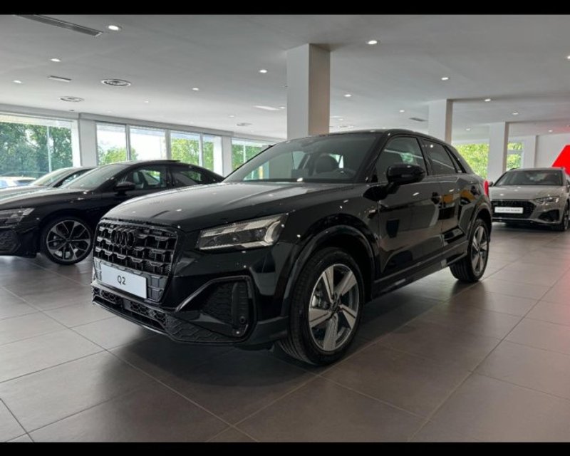 AUDI Q2