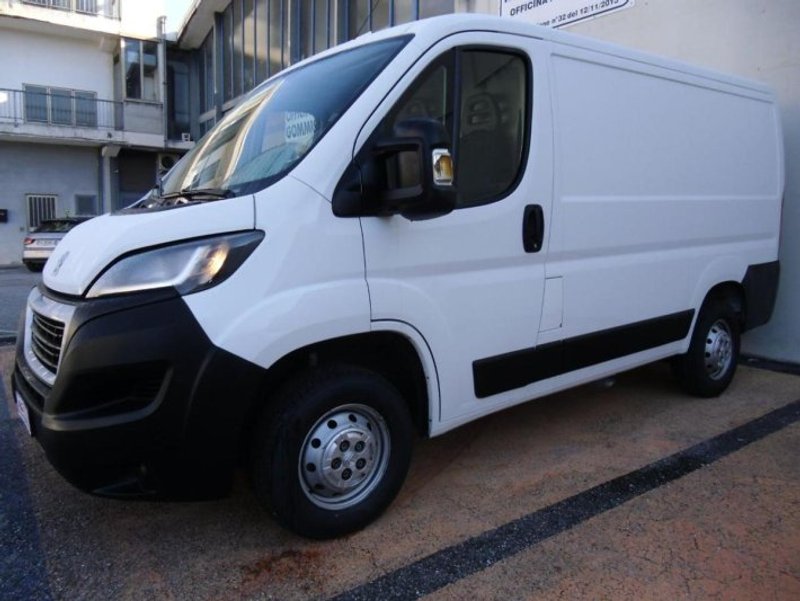 PEUGEOT Boxer